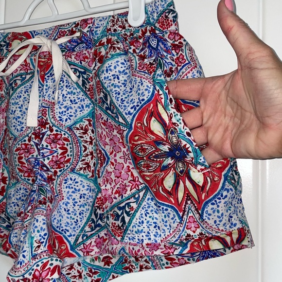 3/25$ 🛒 Boho drawstring shorts - Picture 3 of 8